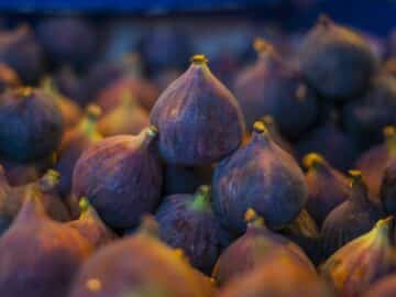 black figs