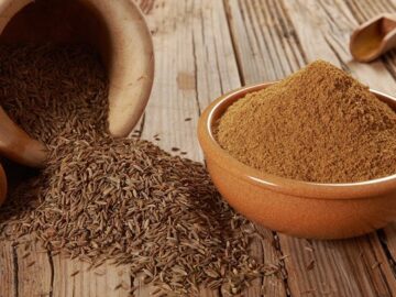 Cumin Seeds and powder