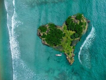 island ocean oceans sea
