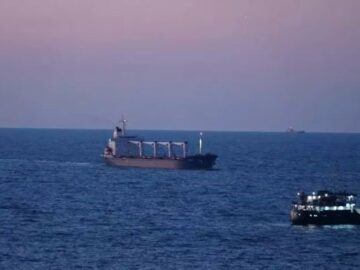 Threatening Messages From Putin's Fleet