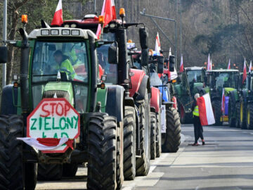 Polish Farmers Lift Blockade at Shehyni Checkpoint, Truck Movement Resumes